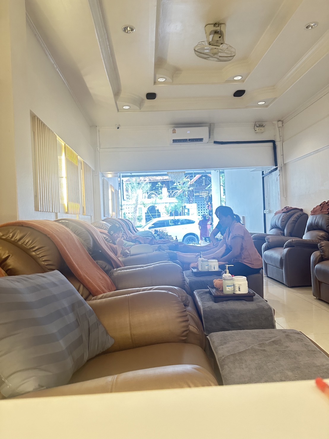 Chivarome exterior view